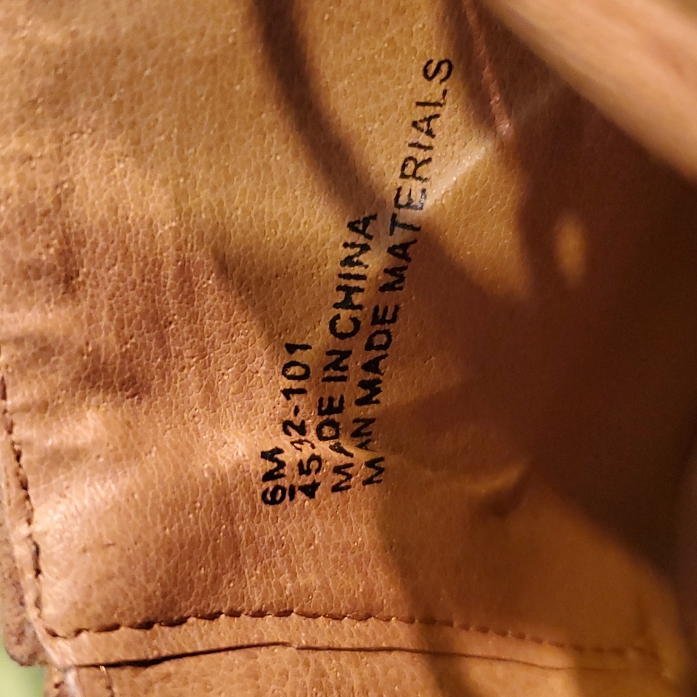 👢6.5 Altar’d State Vegan Light Brown Heels - Picture 11 of 11